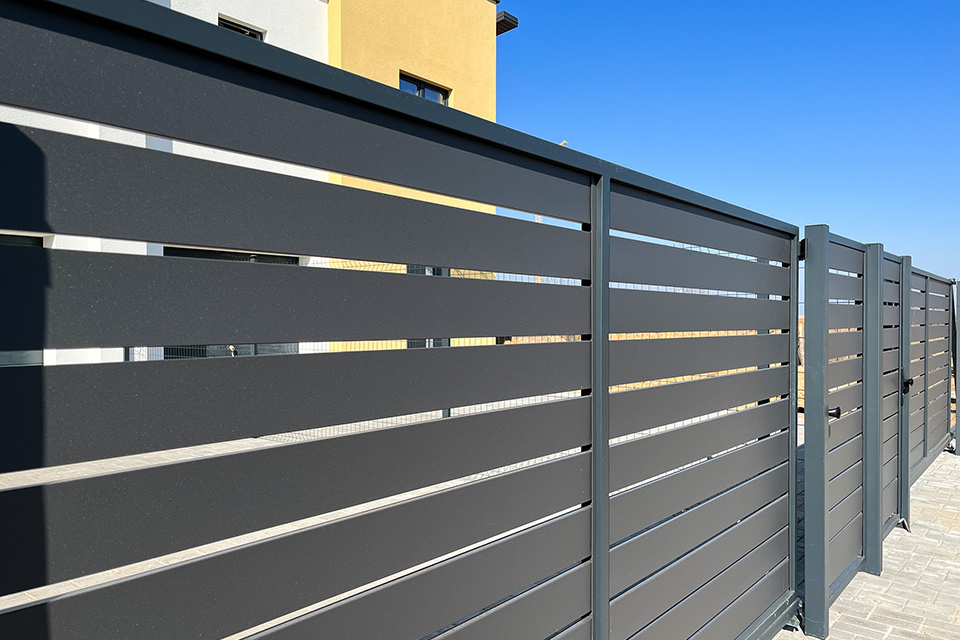 Colorbond Fencing | Sunshine Coast Fence Contractor